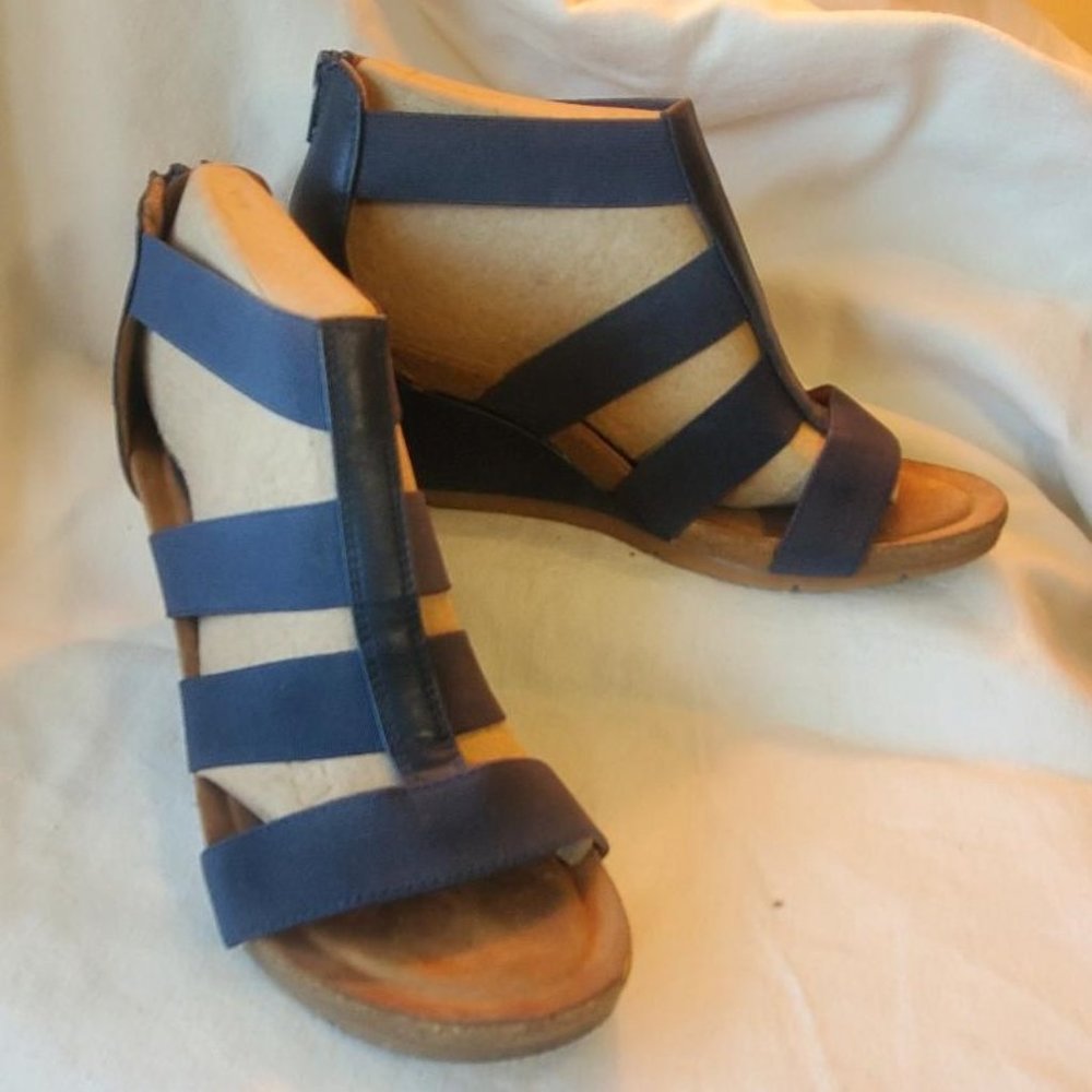 Eurosoft Verona Navy wedge sandal
